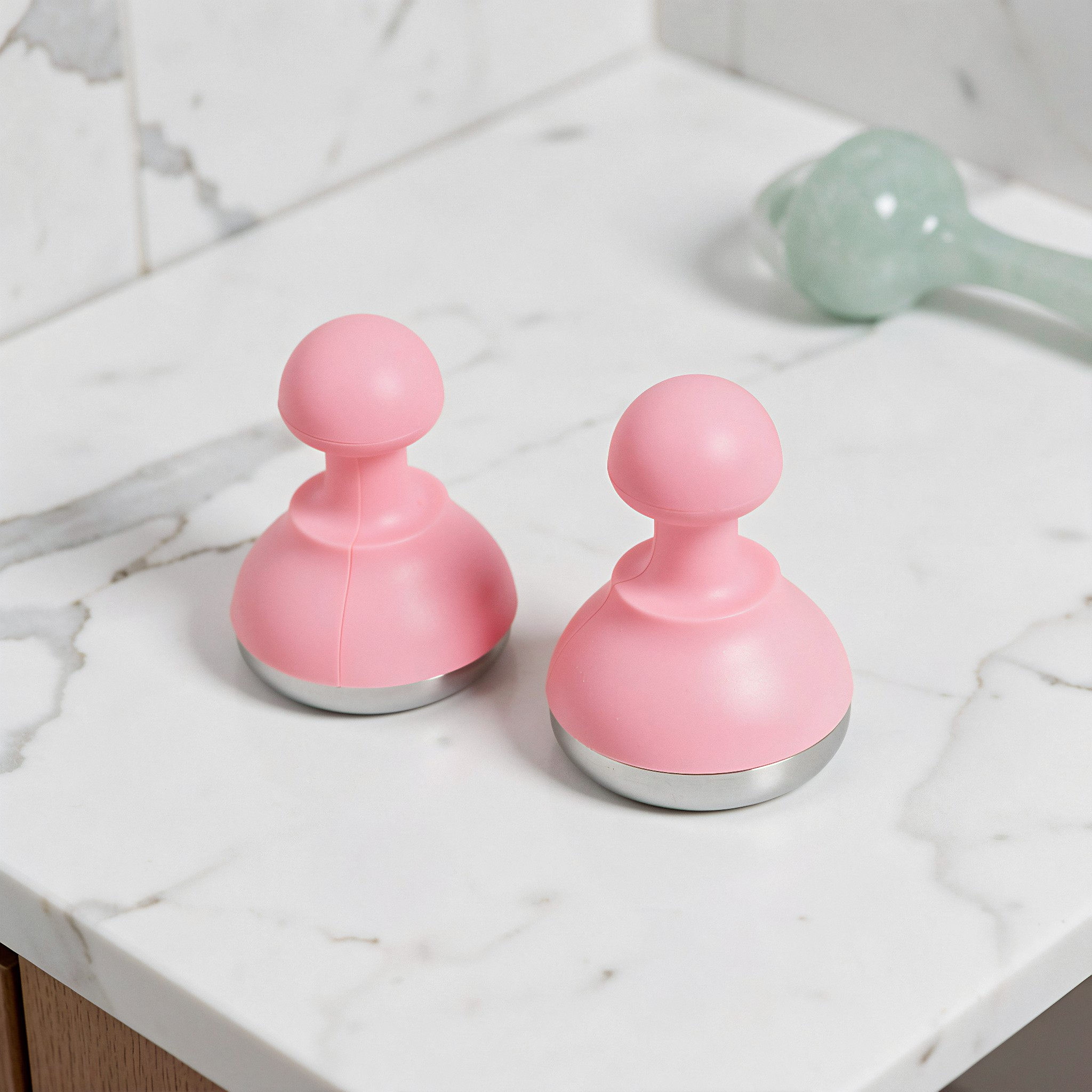 2 buah Alat Pijat Wajah Berben - Face Ice Roller Puffiness ulasan dan harga